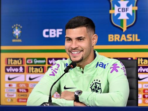 Ditaksir Liverpool, Newcastle Pagari Bruno Guimaraes dengan Kontrak Baru