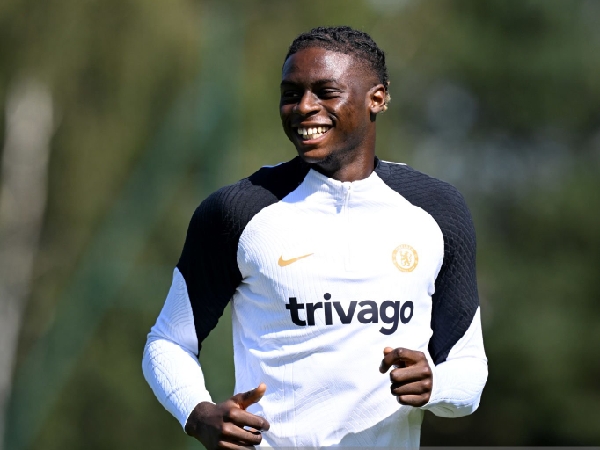 Gelandang Chelsea, Lesley Ugochukwu