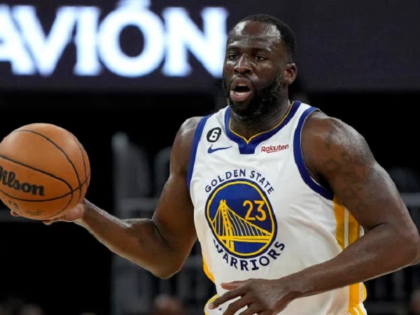Draymond Green Termotivasi Berikan Gelar ke Chris Paul