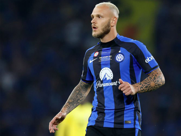 Bek sayap Inter, Federico Dimarco.