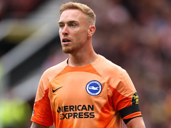 Kiper Brighton, Jason Steele.