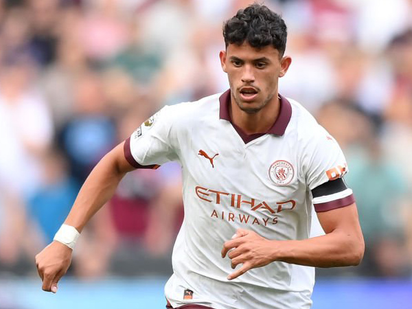 Gelandang Man City, Matheus Nunes.