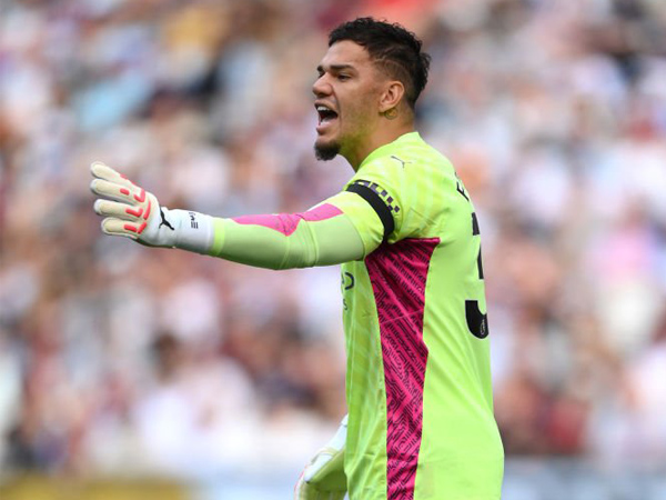 Kiper Man City, Ederson Moraes.