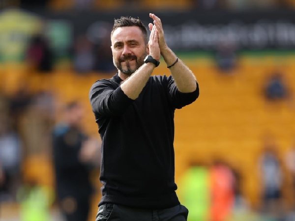 Roberto De Zerbi sudah satu tahun menahkodai Brighton & Hove Albion