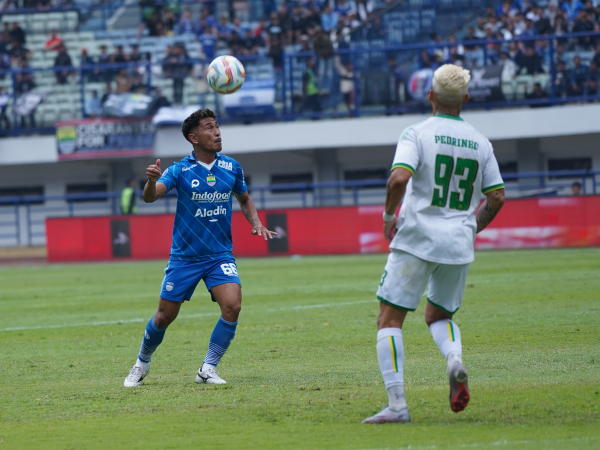 Bek Persib, Daisuke Sato
