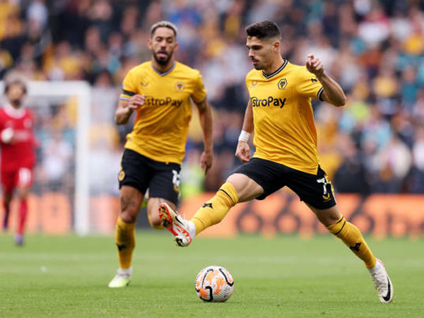 Kena Comeback Liverpool, Pedro Neto Minta Wolves Belajar