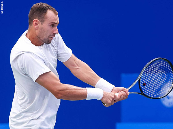 Roman Safiullin Paksa Brandon Nakashima Angkat Kaki Dari Chengdu