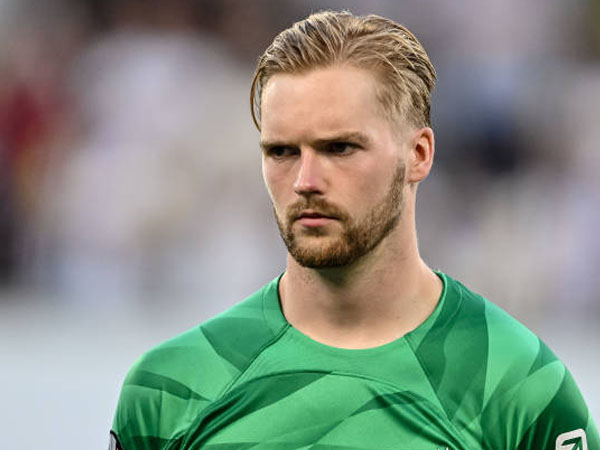 Caoimhin Kelleher Lega Tak Perlu Hadapi Keganasan Lini Depan Liverpool