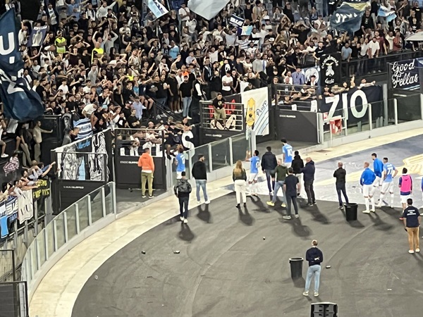 Skuat Lazio dan ultras