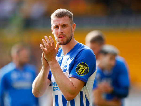 Adam Webster Puji Kontribusi Anggota Skuat Brighton and Hove Albion
