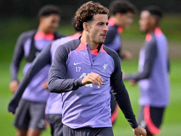 Jadi Andalan Baru Liverpool, Curtis Jones Dinilai Sudah Berkembang Pesat