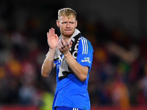 Aaron Ramsdale tampil untuk Arsenal di Carabao Cup