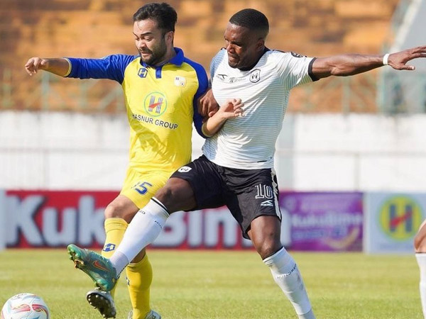 Pemain Barito Putera, Mike Ott di laga kontra Rans Nusantara FC