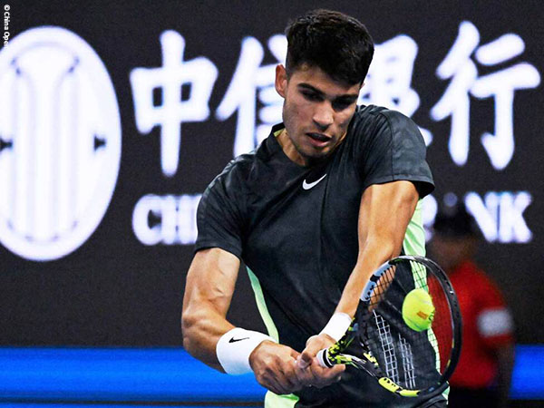 Kantongi Kemenangan Ke-60 Pada Musim 2023, Carlos Alcaraz Meluncur Ke Perempatfinal Di Beijing