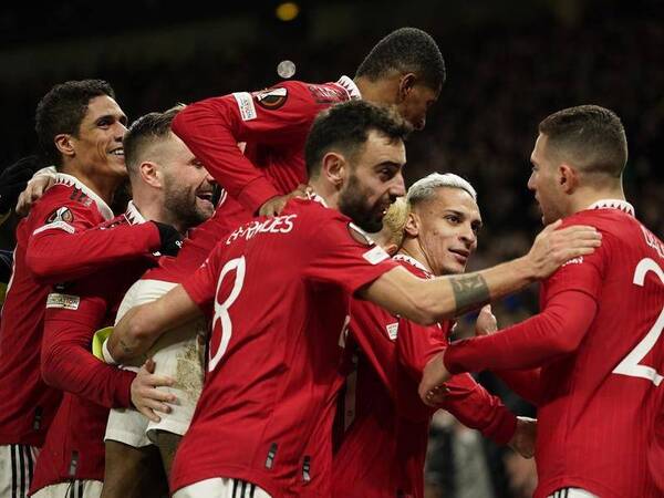 Pelatih Barcelona yaitu Xavi Hernandez, menyebut salah satu pemain Manchester United sebagai lawan yang amat sulit untuk dihadapi timnya / via AFP