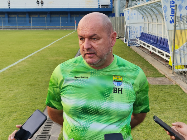 Pelatih Persib, Bojan Hodak