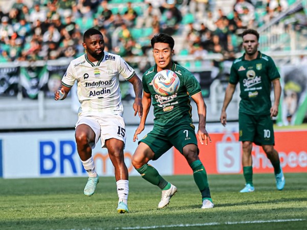 Persebaya harus kalah dari Persib di kandang sendiri