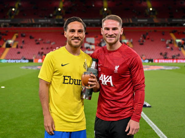 Ketika Alexis Mac Allister dan Kevin Mac Allister Dipertemukan di Anfield