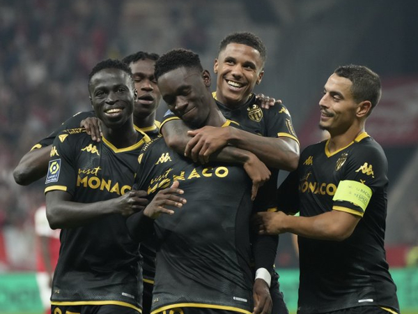 Krepin Diatta bersama Folarin Balogun yang mencetak gol kedua AS Monaco di laga kontra Reims