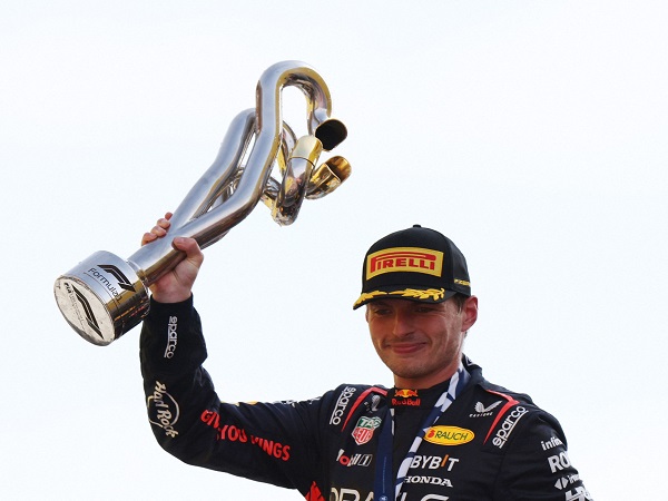 Nico Rosberg sanjung tinggi Max Verstappen.