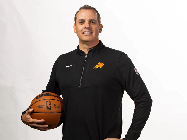 Frank Vogel siap pikul beban berat bersama Phoenix Suns.