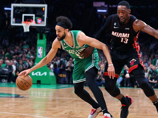 Derrick White tersanjung bisa dipuji oleh sosok D'Angelo Russell.