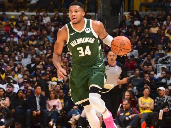Bintang Milwaukee Bucks, Giannis Antetokounmpo