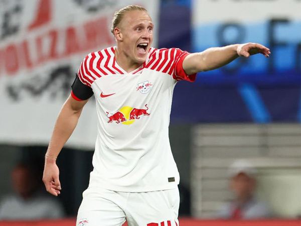Xaver Schlager.
