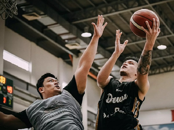 Pelatih Dewa United Dapat Banyak Pelajaran di Filipina