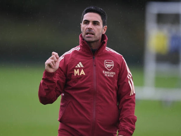 Manajer Arsenal, Mikel Arteta