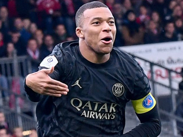 Pemain Paris Saint-Germain.