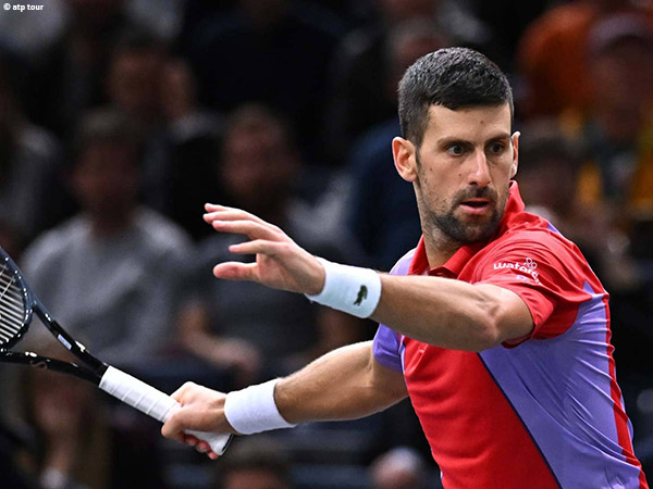 Novak Djokovic Terhindar Dari Kekalahan Mengejutkan Di Paris