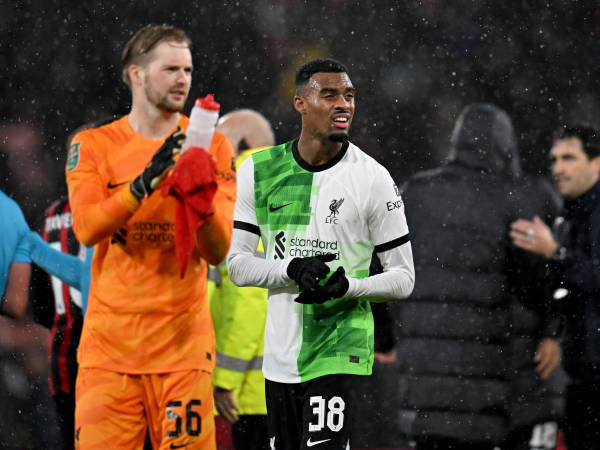 Pengasingan Ryan Gravenberch Buat Legenda Belanda Datang ke Liverpool