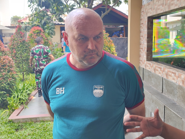 Pelatih Persib, Bojan Hodak