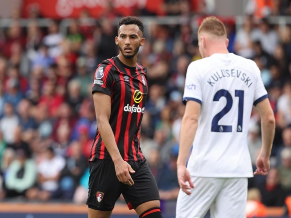 Defender incaran Tottenham