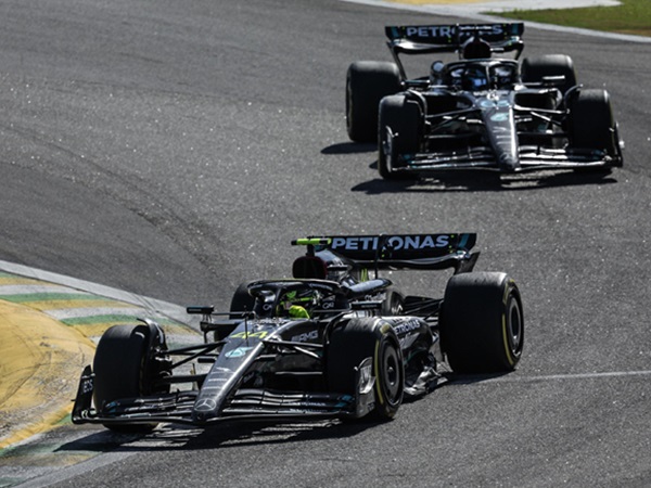 Mercedes, Lewis Hamilton, George Russell