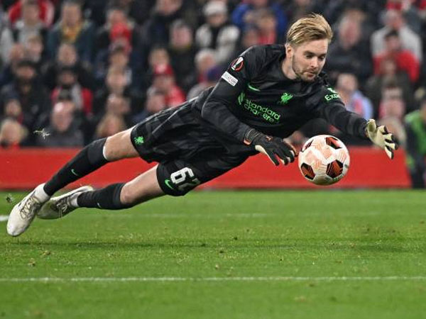 Tandang ke Toulouse, Caoimhin Kelleher Tegaskan Tekad Liverpool Masih Sama