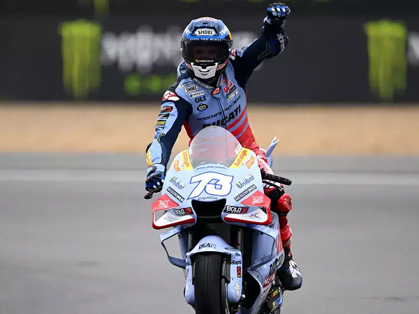 Alex Marquez berharap lebih kompetitif di Sepang.
