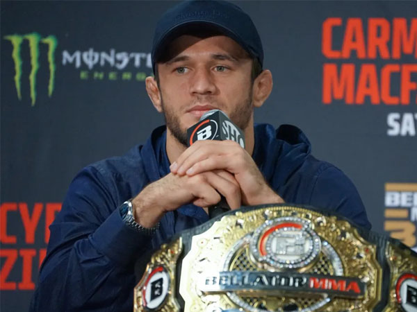Sebelum Bellator 300, Usman Nurmagomedov, sepupu dari pensiunan juara UFC Khabib Nurmagomedov, memiliki rekor MMA tak terkalahkan dengan 17 kemenangan beruntun. (Foto: MMA Junkie)