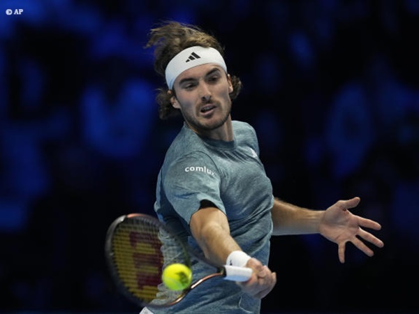 Stefanos Tsitsipas Tepis Rumor Cedera Usai Telan Kekalahan Pertama Di Turin
