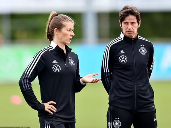 Usai Pecat Urs Fischer, Union Berlin Buat Sejarah Baru Tunjuk Pelatih Wanita