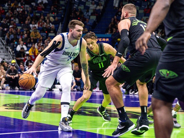 Lapangan warna-warni di In-Season Tournament kurang puaskan Luka Doncic.
