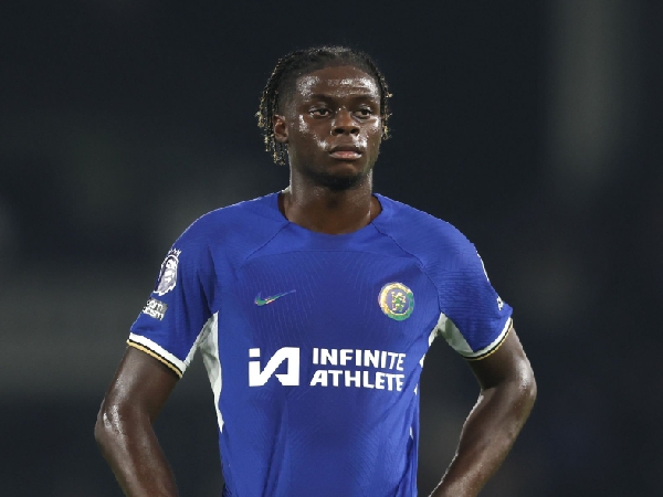 Gelandang Chelsea, Lesley Ugochukwu