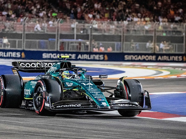 Aston Martin fokus kalahkan McLaren di GP Abu Dhabi.