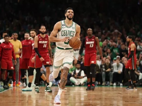 Jayson Tatum Kecewa Celtics Dikalahkan Hornets