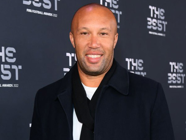 Mikael Silvestre.