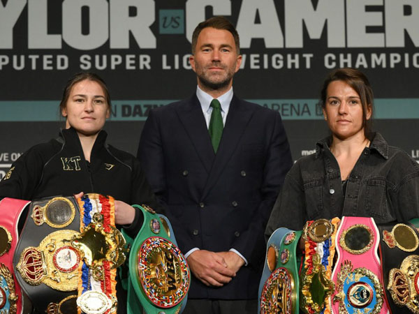 Katie Taylor (kiri) dan Chantelle Cameron akan bertarung untuk kedua kalinya di Dublin, Irlandia. (Foto: Boxingnews24)
