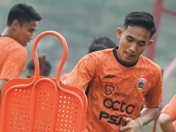 Pemain bertahan Persija Jakarta, Rizky Ridho