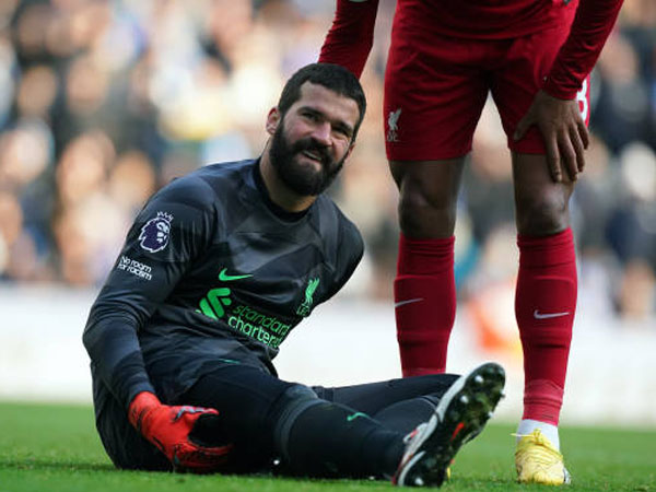 Jurgen Klopp Ungkap Kabar Terbaru Cedera Alisson Becker dan Diogo Jota