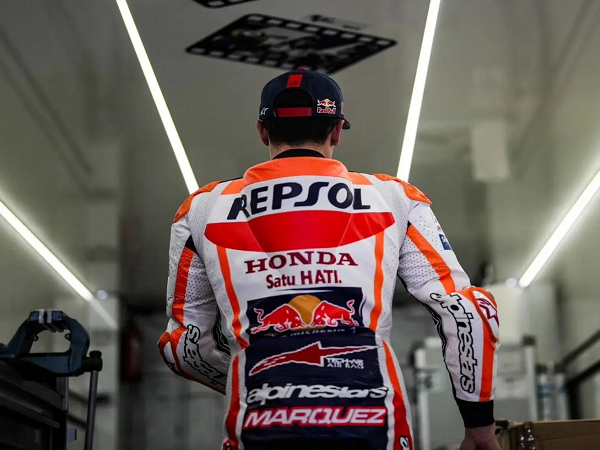 Marc Marquez emosional saat jalani balapan perpisahan di GP Valencia.